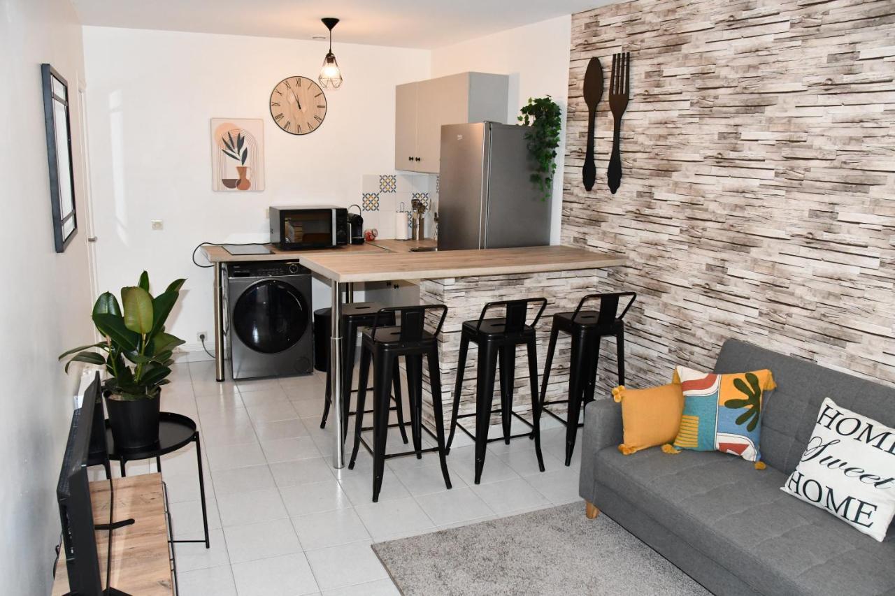 Appartement 32 M2 Intra Muros - Wifi - Netflix - Bureau Avignon Exterior photo